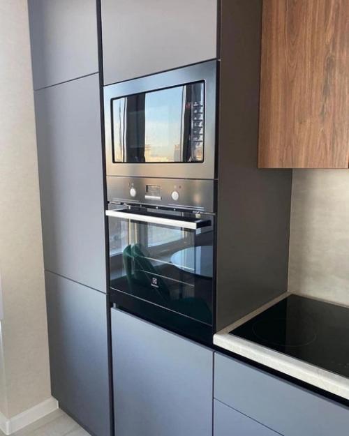 Кухня готова.  Выжали максимум из этой неудобной и небольшой площади. 03