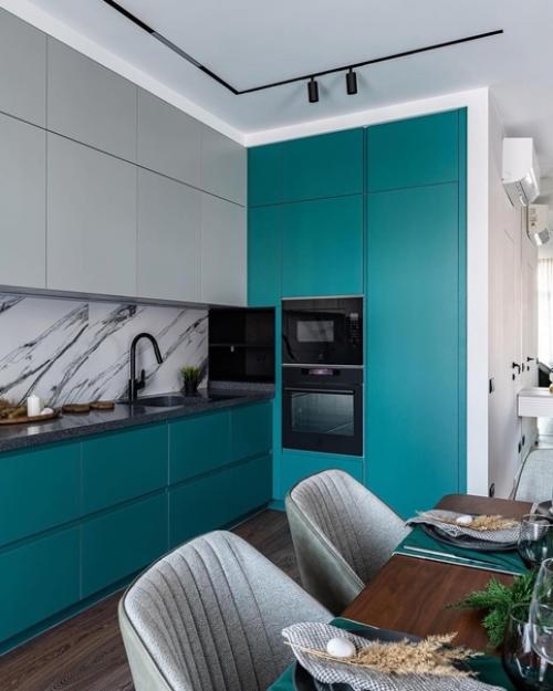 Школа ремонта.  Яркая квартира. 04