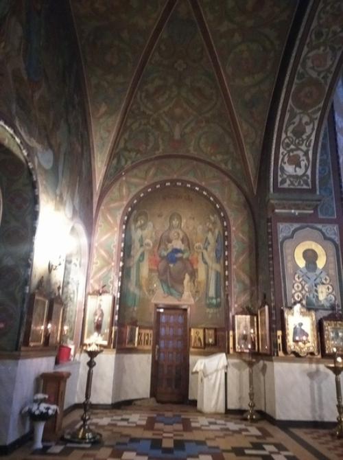 Доброго дня!  Хочу пригласить всех в Петергоф, прогуляться не , внимание, только по знаменитому нижнему парку с фонтанами. 03