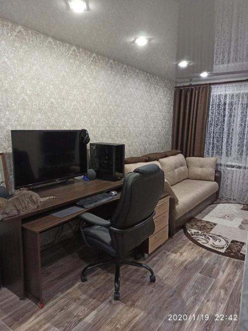 Вариант - куда убрать холодильник в хрущевке, вид из кухни и из комнаты. 06