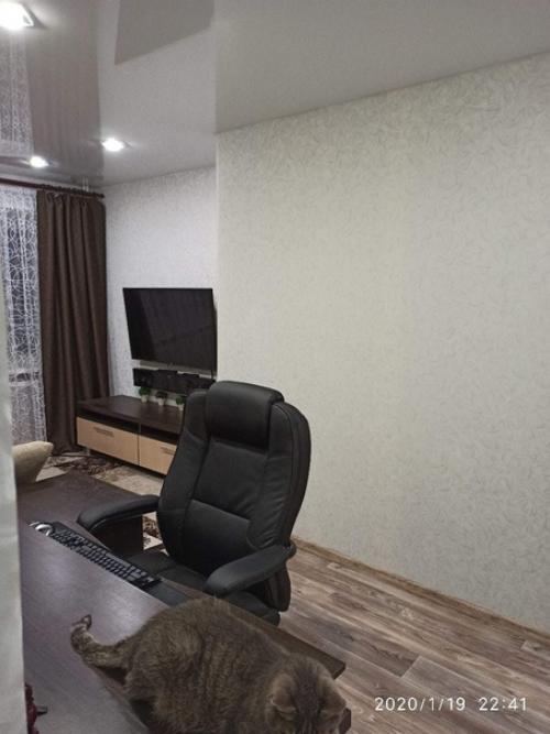 Вариант - куда убрать холодильник в хрущевке, вид из кухни и из комнаты. 05