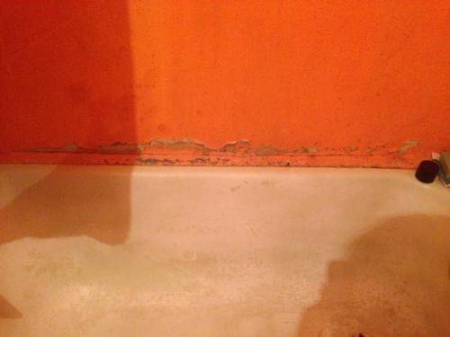 Добрый день!  Подскажите, что сделать с ванной? 02