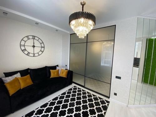 48 кв.  м под продажу после капитального ремонта. 01