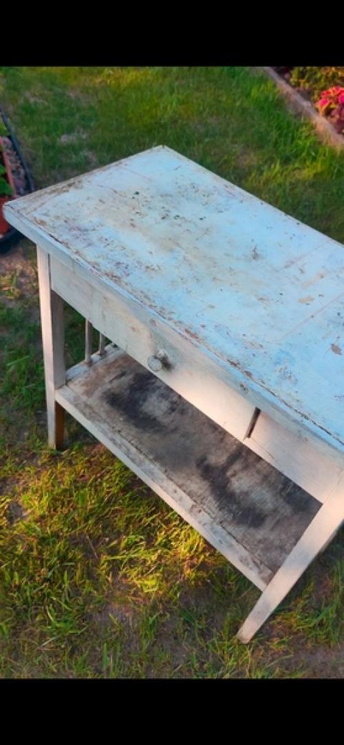 Консольный столик. Несчастный товарищ был найден в Бутике, в плачевном состоянии и умолял о помощи. 01