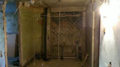 Ванна и туалет были раздельные, совместил и сделал. 01