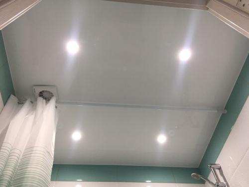 У многих видел такую плитку, на оценку такой вариант. 07