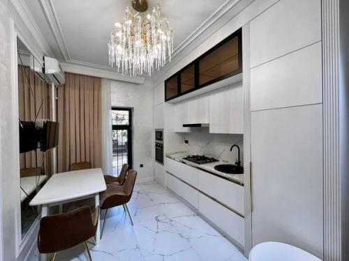 Дизайнерский ремонт, площадью 42 кв. 02