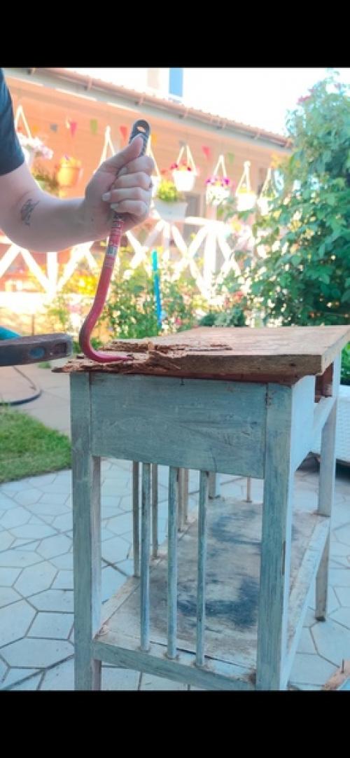 Консольный столик. Несчастный товарищ был найден в Бутике, в плачевном состоянии и умолял о помощи. 03