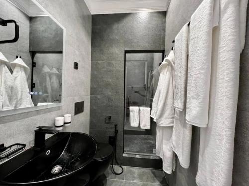 Дизайнерский ремонт, площадью 42 кв. 08