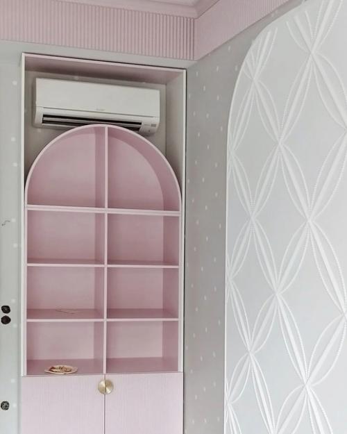 Проект и его реализация дизайна детской комнаты в загородном доме. 03