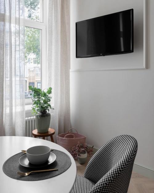 Наша небольшая, но стильная и уютная квартира после капитального ремонта. 01