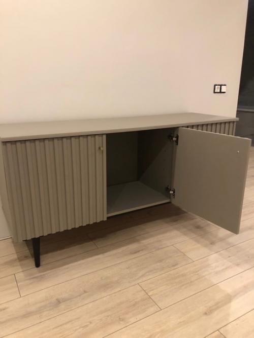 Единомышленники!  Завершила работу над тумбой - комодом. 01