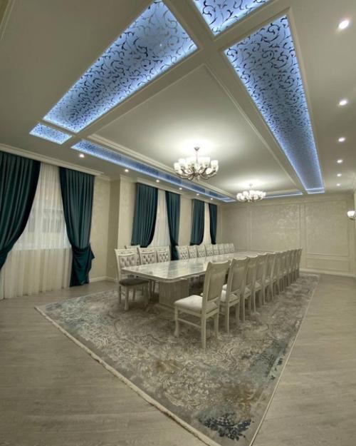 Родительский особняк.  Роскошный дом в престижном районе, со всей обстановкой, дорогой ремонт, авторский дизайн. 03