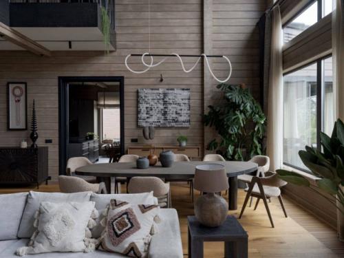 Этот дом впечатляет с первого взгляда - простор, свет и свобода чувствуются в каждом уголке. 03