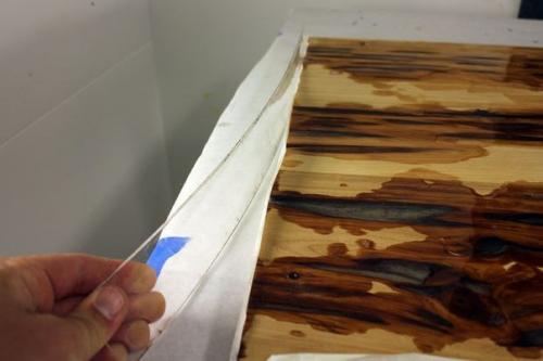 Сделать светящийся стол своими руками может каждый. 02