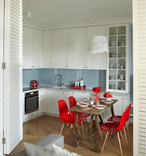 Для того, чтобы интерьер заиграл новыми красками, порой достаточно ввести или заменить один или несколько элементов декора или мебели. 06