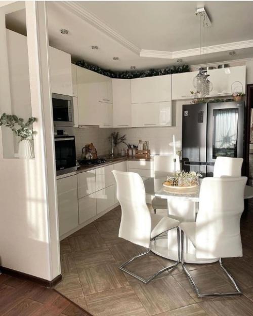 Вот такая уютная квартира получилась. 04