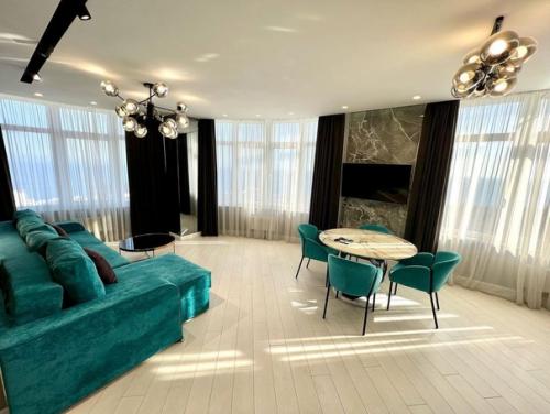 Вот такая красота и теперь мы продаем была. 02