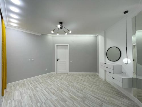 83 тыс.  Долларов на двушку мечты. 03