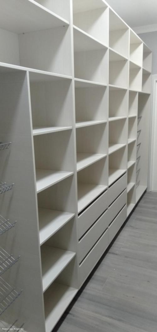 Спроектировал, заказал распил, собрал. 01