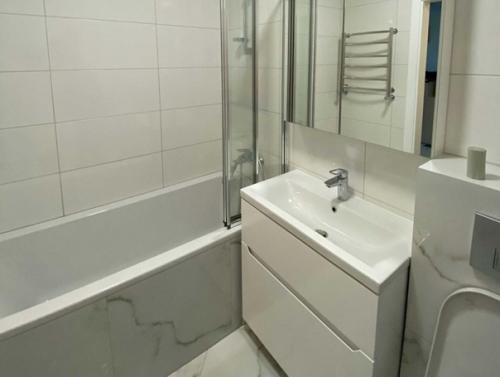 Небольшая однушка с кухней - студией. 06