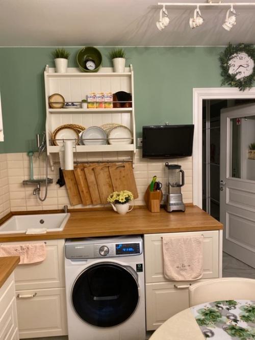 Ну, наконец - то и мы можем похвастаться своим ремонтом) главным дизайнером выступала я. 02