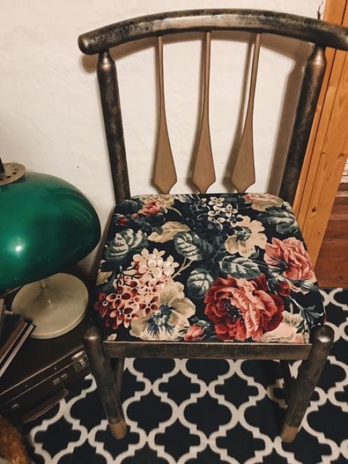 От реставрации старой мебель кайфую. 01