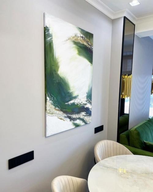 Кухня совмещенная с гостиной после капитального ремонта. 07