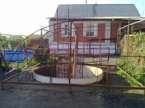 Хороший первый опыо!  Стоит похвалить! 03