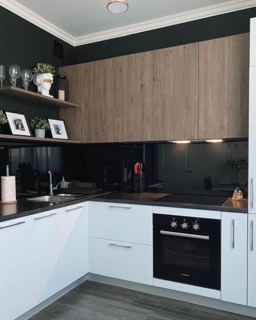 Небольшая квартира 35 м 2. 70% ремонта делали своими руками (переделывали ремонт от застройщика. 06