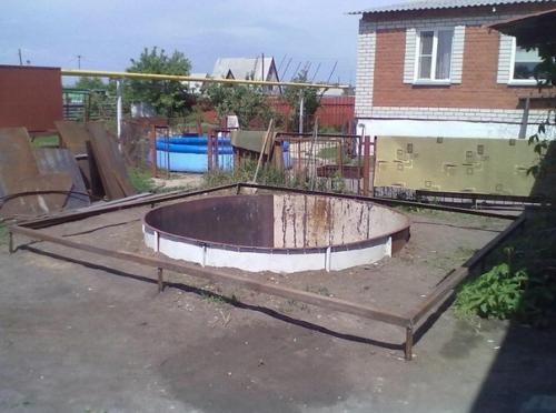 Хороший первый опыо!  Стоит похвалить! 02