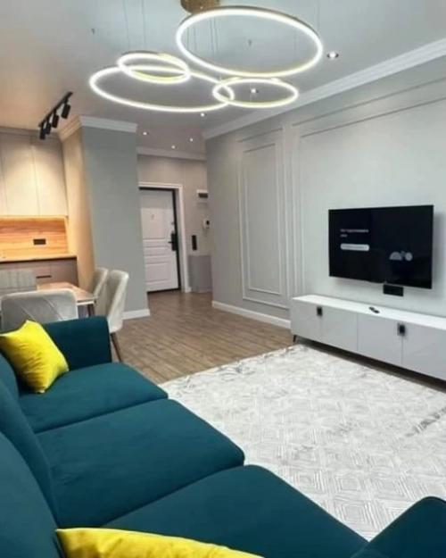 Под продажу сделали капитальный ремонт в квартире. 01