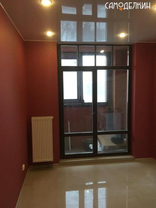 Вот и закончил квартиру, последним этапом была поклей - ка обоев в кухне. 08