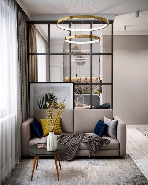 Даже в небольшой студии можно уютно и функционально разместиться. 01