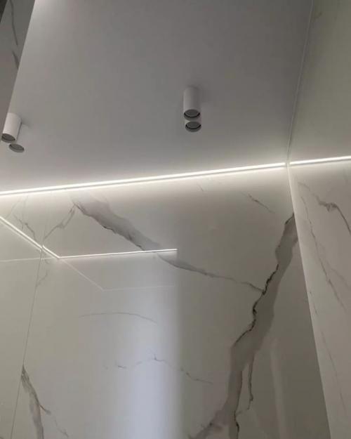 Буквально на днях закончили капитальный ремонт квартиры. 09