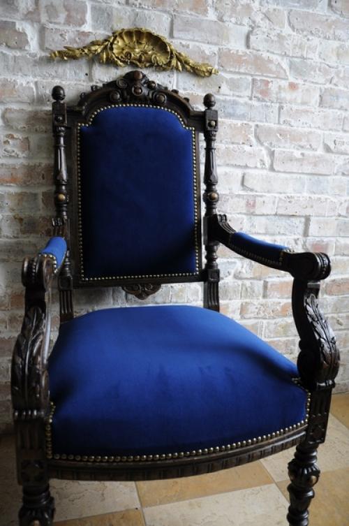 Доброго праздничного дня, уважаемые одногруппники! 07