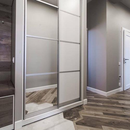 Прихожая после капитального ремонта. 01