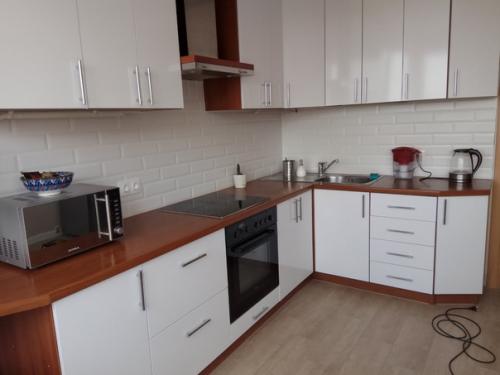 Было/стало. Просто поделиться небольшой переделкой кухни. 03