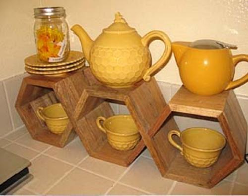 Необычные полки - соты своими руками. 08