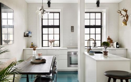 Дизайн этой квартиры по вкусу творческим людям придется. 01