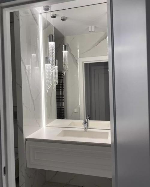 Буквально на днях закончили капитальный ремонт квартиры. 01