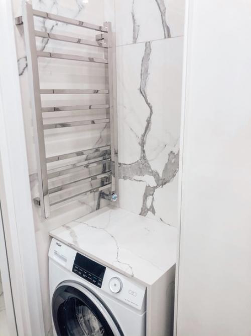 Ванная комната. Две раковины, потому что двое деток. 01