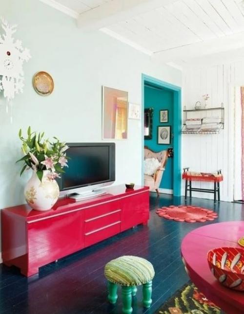 Яркая мебель в интерьере. 03