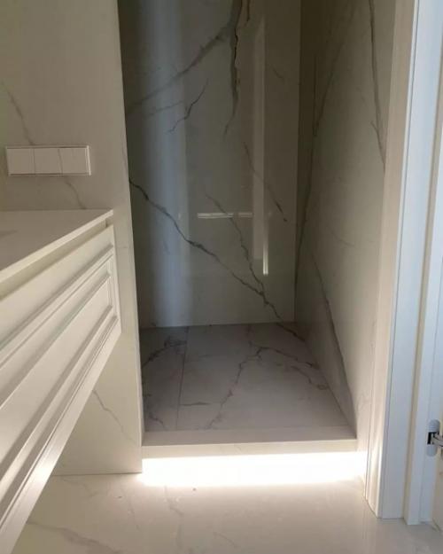 Буквально на днях закончили капитальный ремонт квартиры. 05