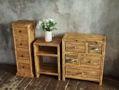 В 2020 году в дизайне интерьера сохраняется тенденция на мебель из натуральных материалов - это экологично, безопасно, надежно и долговечно. 08