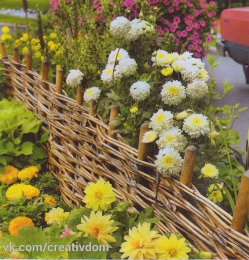 Плетеные оградки для клумб. 07