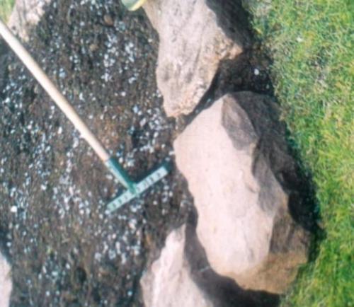 Обустройство альпинария.   Альпинарий собой миниатюрный фрагмент горного ландшафта представляет. 02