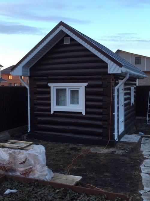 Небольшая, но очень классная банька, сделанная своими руками. 08