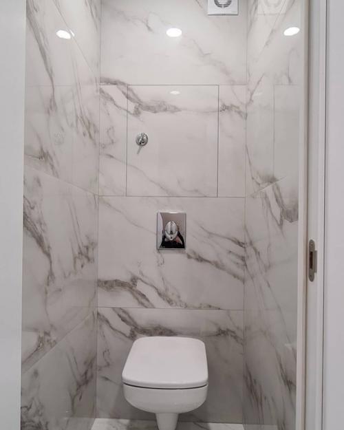 Небольшой обзор ванной комнаты (170x170 см) с туалетом (90x90 см. 05