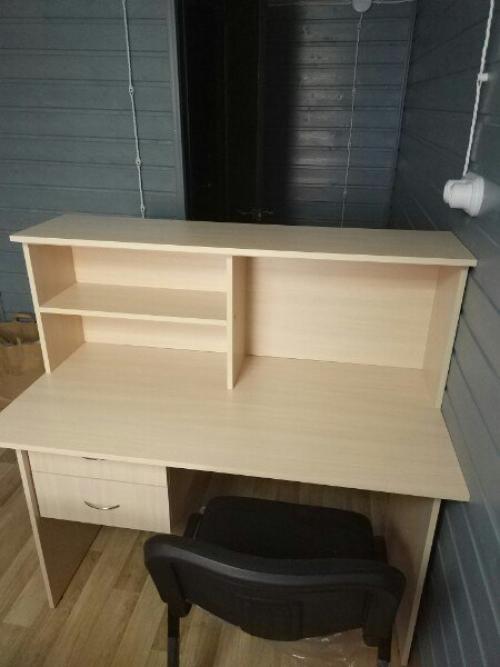 В загородном поселке, была задача, из старого вагончика сделать офис для товарищества собственников. 06